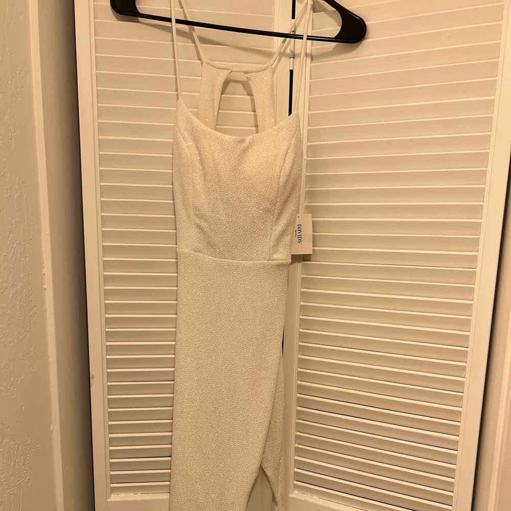 David’s bridal size 5!
